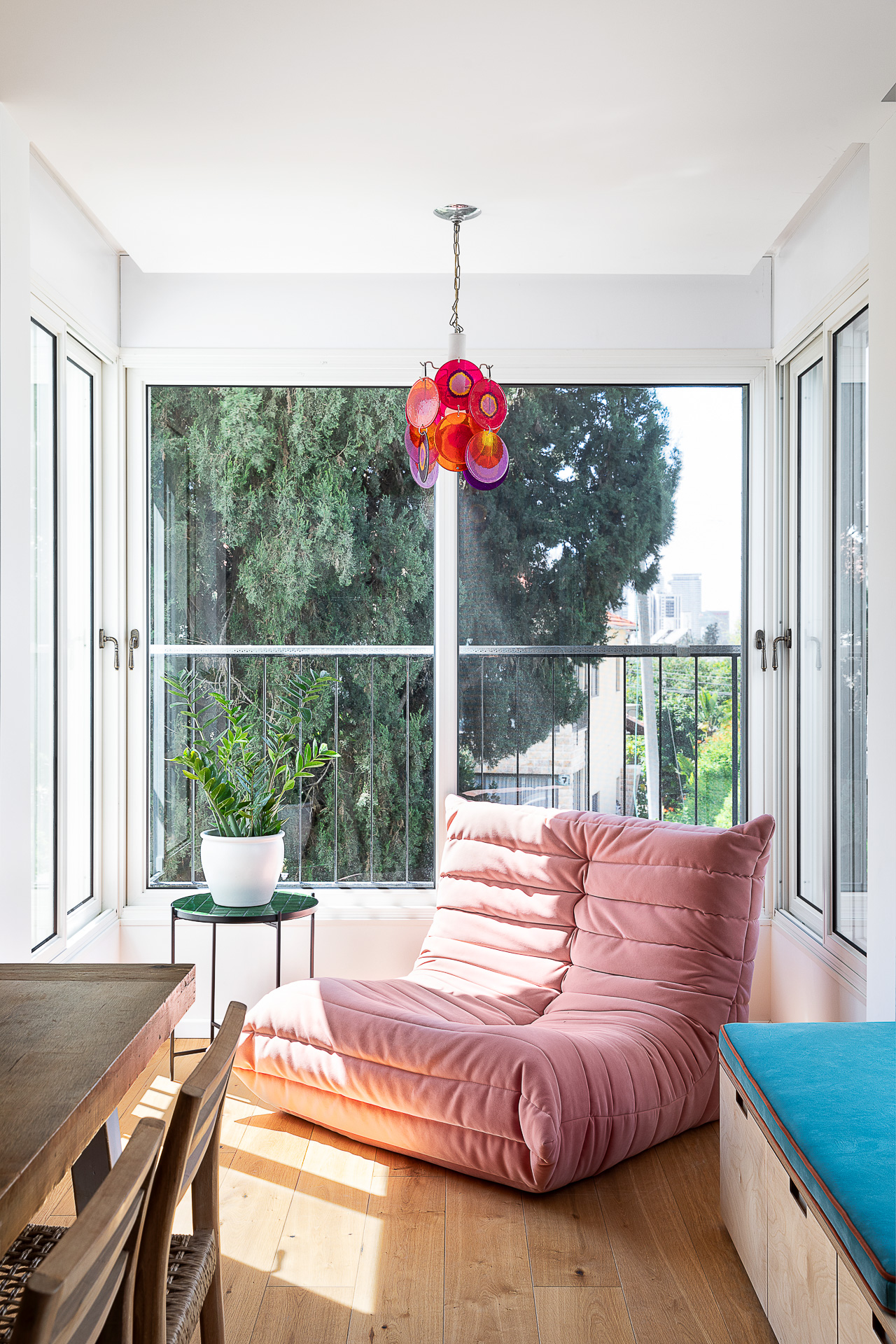 Apartment in Colour, interior view 4