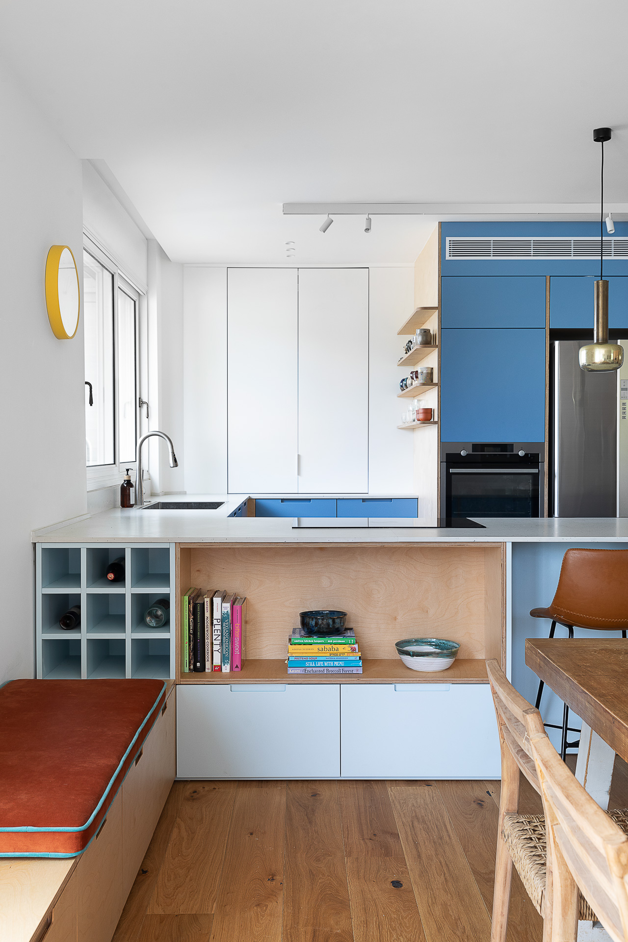 Apartment in Colour process, view 5