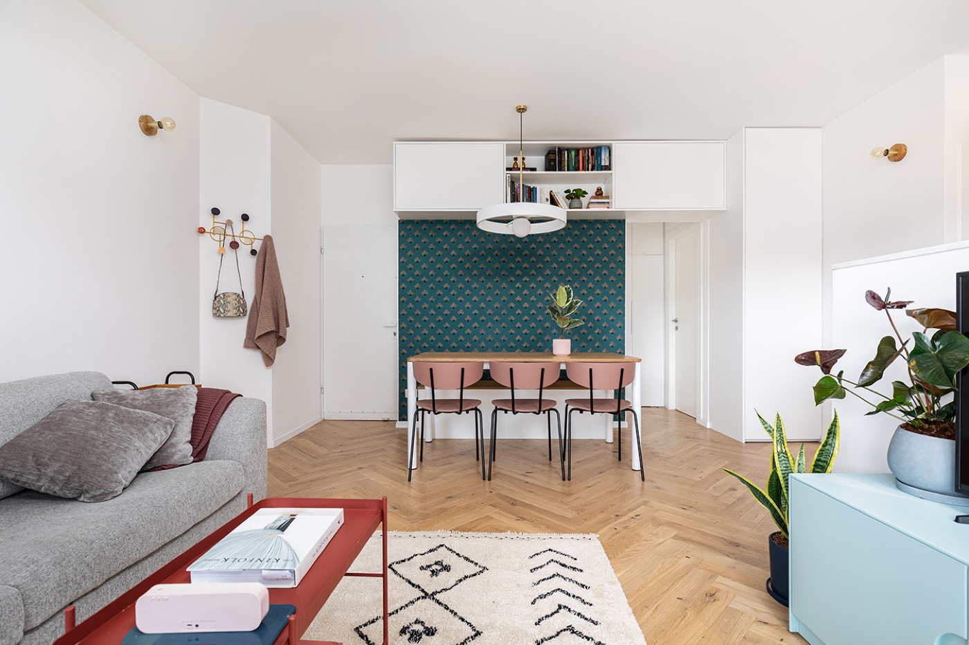 Apartment in Layers, interior view 2