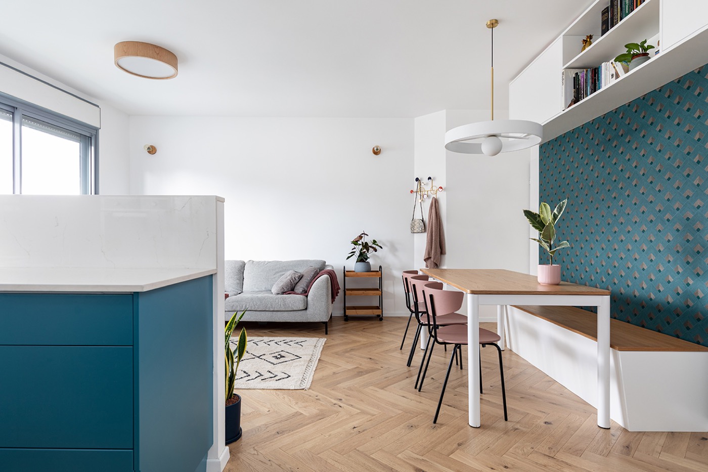 Apartment in Layers, interior view 4