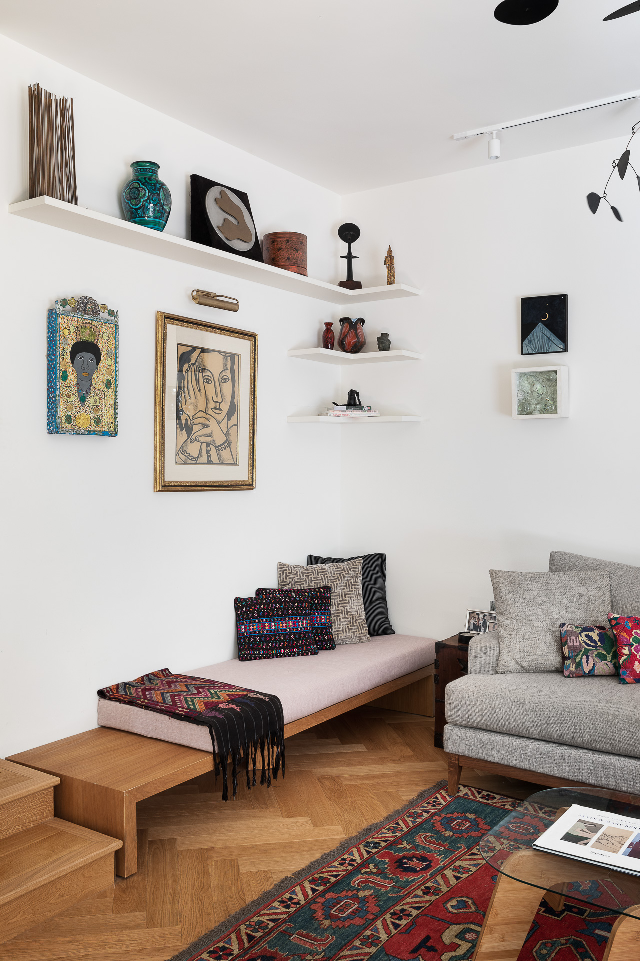 Courtyard House, interior view 2
