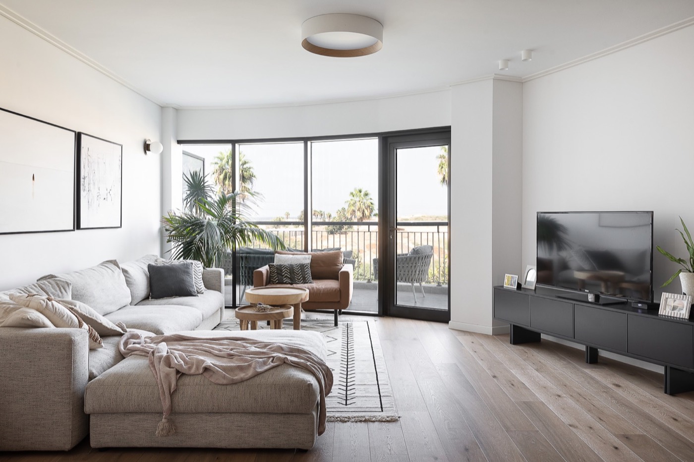 Compact Apartment, interior view 10