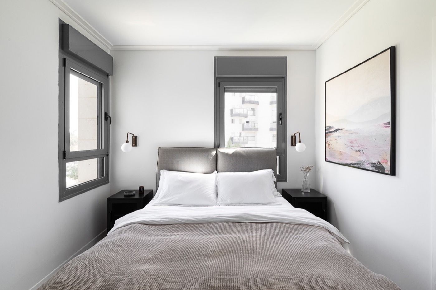 Compact Apartment, view 4